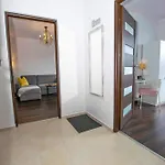 Apartment Przy Starowce - Stella - 2 Osobne Sypialnie, 2 Separate Bedrooms In Old Town - Main Square, Amazing View, Location! *