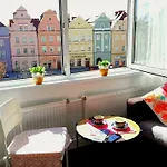 Przy Starowce - Stella - 2 Osobne Sypialnie, 2 Separate Bedrooms In Old Town - Main Square, Amazing View, Location! Boleslawiec (Lower Silesia)