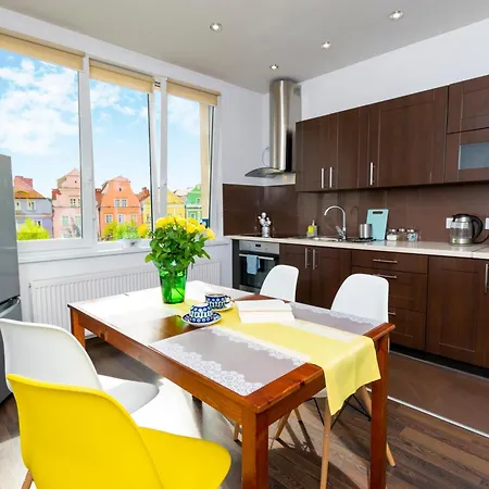 Lägenhet Przy Starowce - Stella - 2 Osobne Sypialnie, 2 Separate Bedrooms In Old Town - Main Square, Amazing View, Location! Boleslawiec (Lower Silesia)
