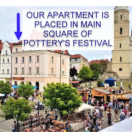 Przy Starowce - Stella - 2 Osobne Sypialnie, 2 Separate Bedrooms In Old Town - Main Square, Amazing View, Location! Appartement Boleslawiec (Lower Silesia)