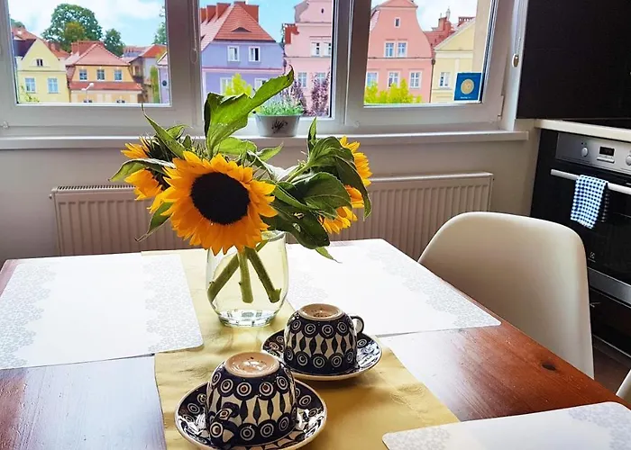 Przy Starowce - Stella - 2 Osobne Sypialnie, 2 Separate Bedrooms In Old Town - Main Square, Amazing View, Location! Boleslawiec (Lower Silesia)